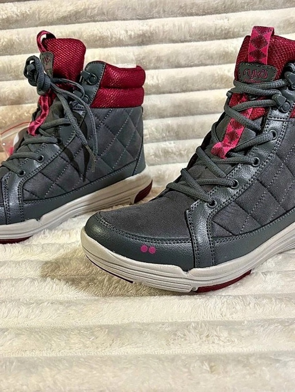 Ryka Aurora Women's Quilted High-Top Sneakers Black & Pink 8M